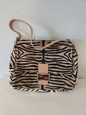 Vintage Fendi Baguette pony-style calfskin handbag